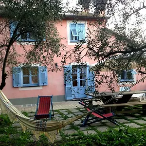 casa-aquarela.hotelitalianriviera.com/